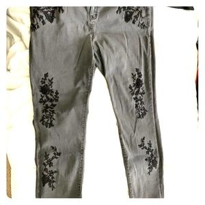 Embroidered boy friend jeans size 18